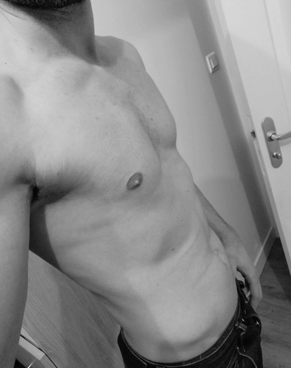 Profil von Ayad