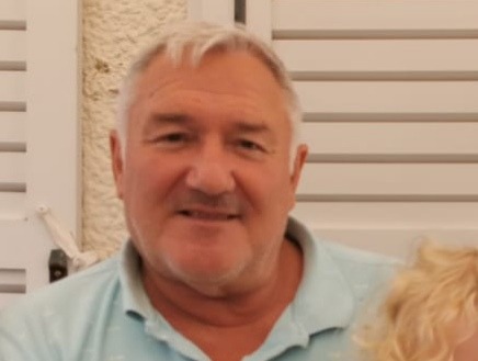 Profil von Avner